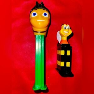 Bundle of 2 Bee PEZ Dispensers.